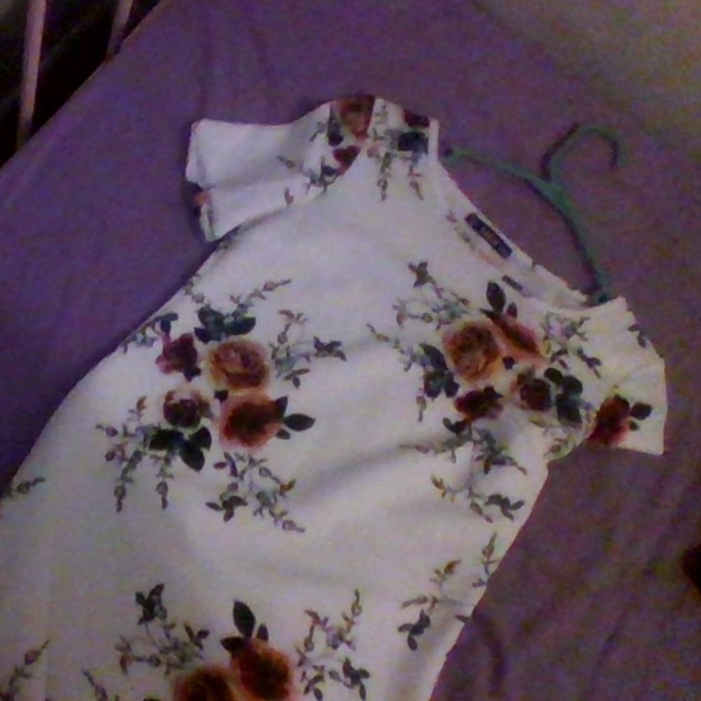 SALE!  White Flower Dress